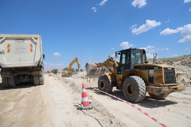 Başkan Beyazgül Bozova Çatak yol genişletme çalışmalarını inceledi