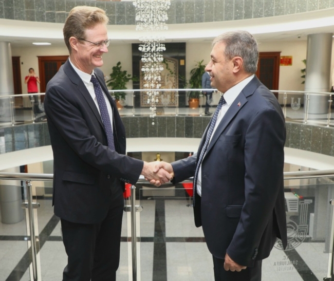 SÜRPRİZ ZİYARET