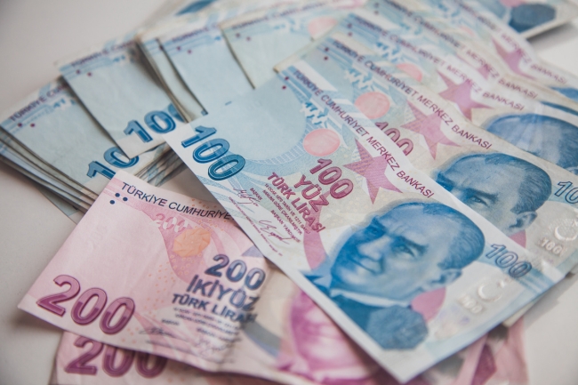 DOLAR VE ALTIN FİYATLARI YÜKSELİŞTE!