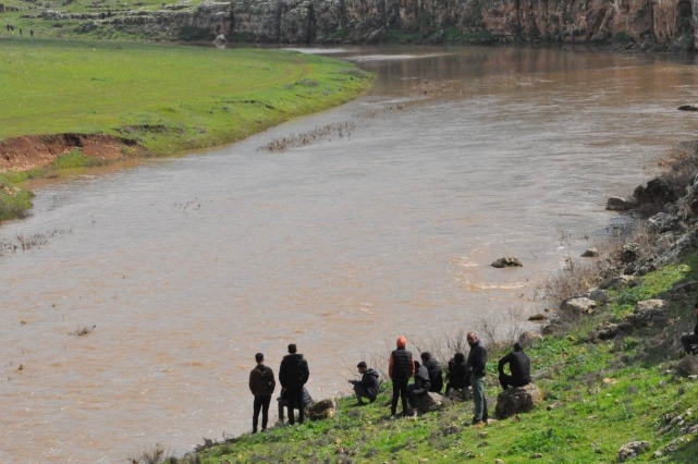 KAYIP ÇOCUĞU ARAMA ÇALIŞMASI 5'İNCİ GÜNÜNDE DEVAM EDİYOR