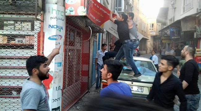 Fotoğraflarla Urfadaki Suriyeli Gerginliği