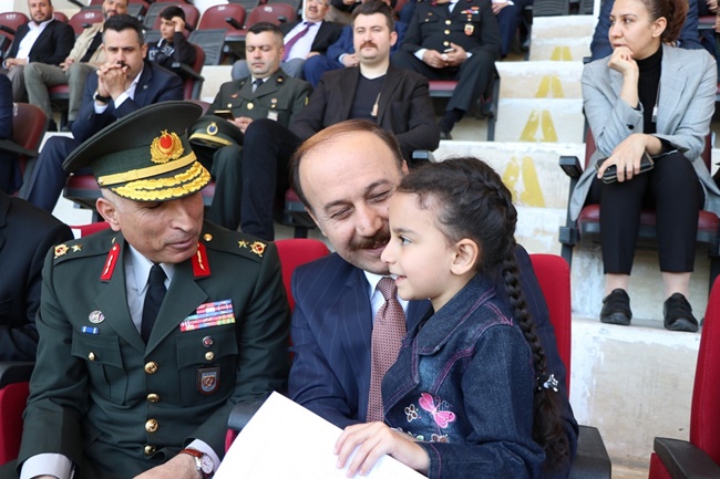 Çocuklar Bayramlarını Bayram Gibi Kutladılar