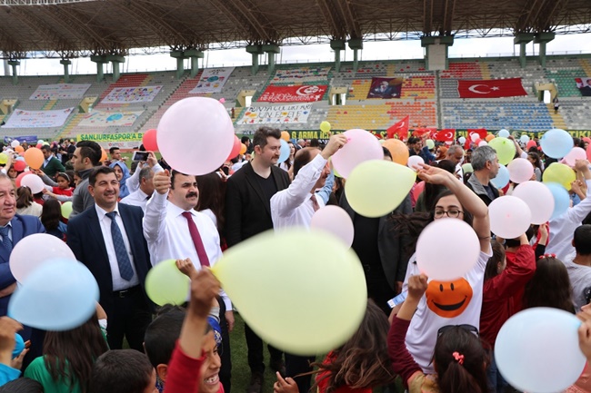 Çocuklar Bayramlarını Bayram Gibi Kutladılar