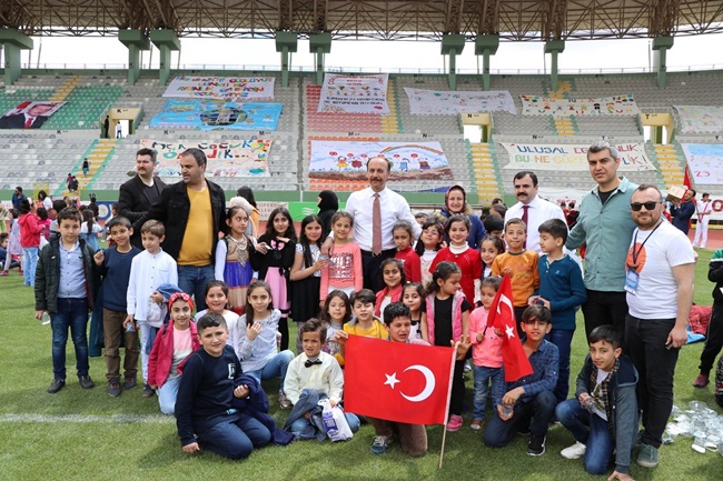 Çocuklar Bayramlarını Bayram Gibi Kutladılar