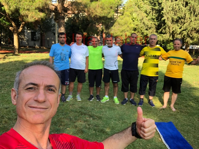Gençlere taş çıkartıyorlar