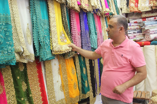 Yerel Kıyafetlerle Düğünlerde Renk Cümbüşü