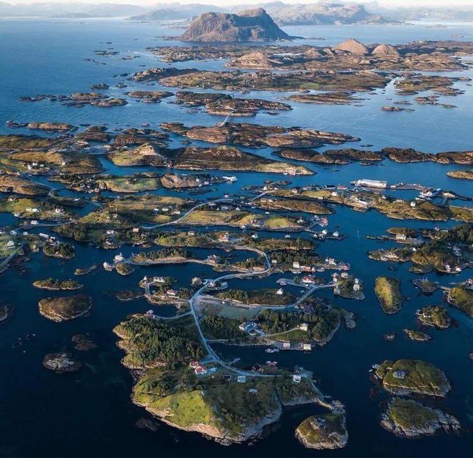 <p>Norveç'te bir takımada</p>