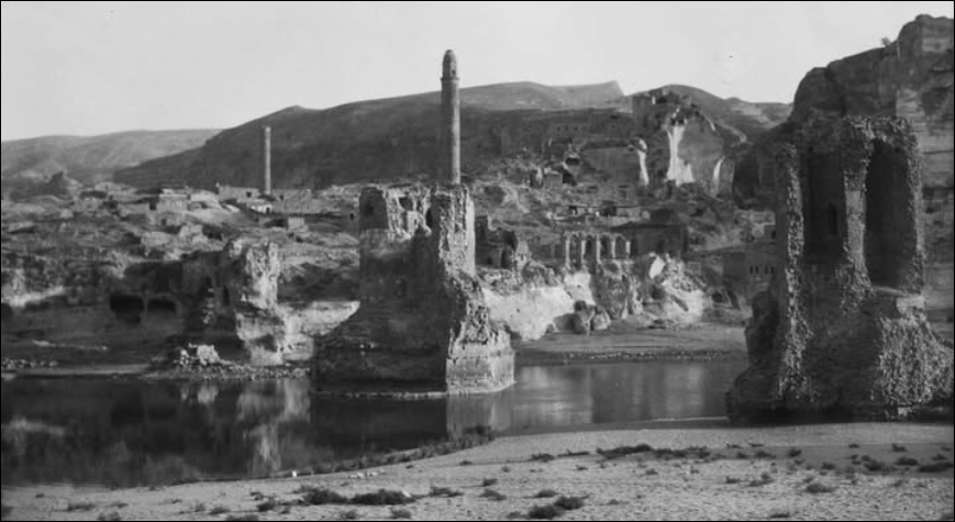 <p>HASANKEYF 1650'LER</p>