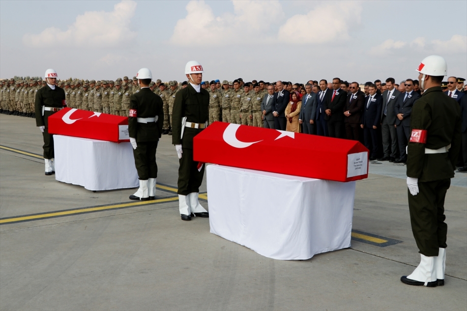 Şehitler Keskin ve Tekin'in cenazeleri memleketlerine uğurlandı