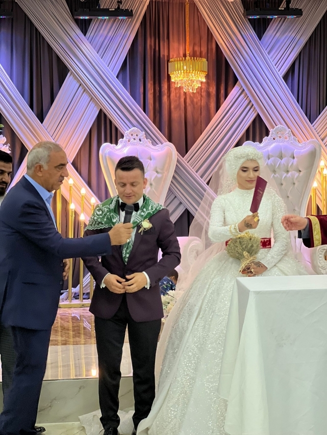GENÇ İŞ İNSANI GÖRKEMLİ TÖREN İLE EVLENDİ