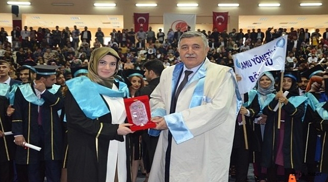 Harran Üniversitesinde mezuniyet sevinci