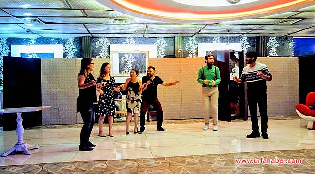 Urfa'nın cefakar tiyatrocuları