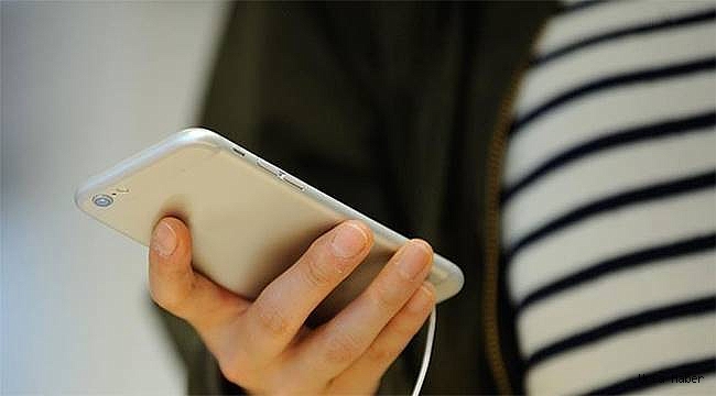 Çocuklarınızı Telefon ve Bilgisayardan Uzak Tutun