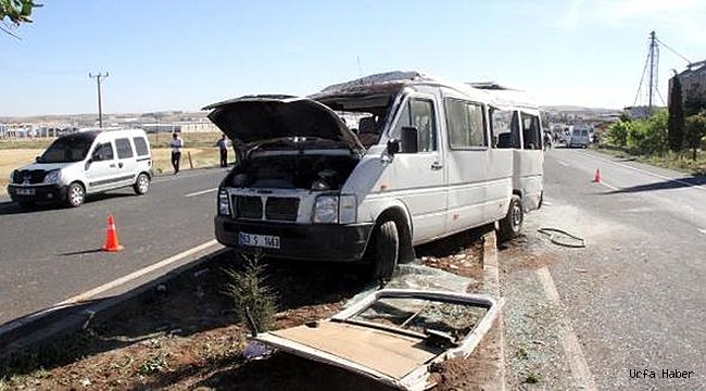 Şanlıurfa'da minibüs devrildi: 8 yaralı