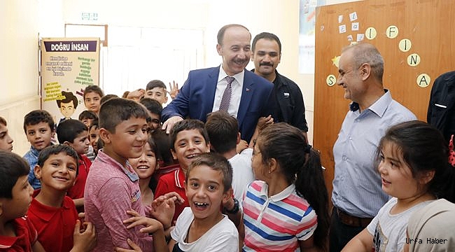Şanlıurfa Valisi Erin'den okul ziyareti