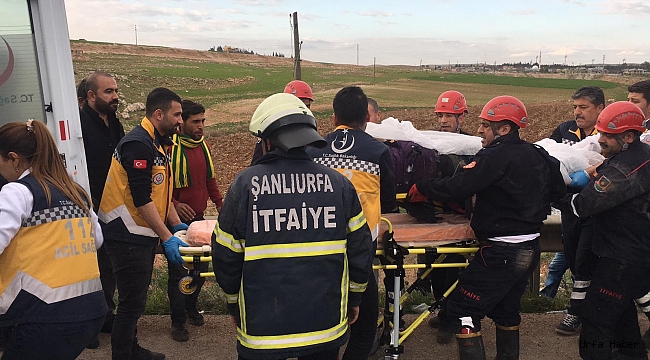 Motosiklet tırın altında kaldı: 1 ağır yaralı_VİDEOLU_