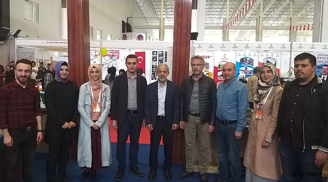 Rektör Çelik Eğitim Fuarını Ziyaret Etti