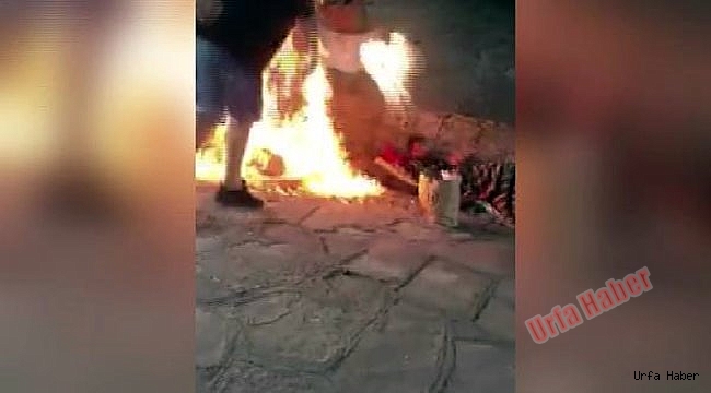 Evsizlerin üzerine alkol döküp yaktı