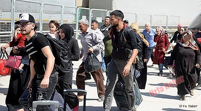 Suriyeliler bayram için ülkelerine gidiyor