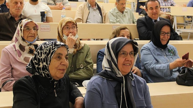60 Yaş Üzeri İçin Üniversite Fırsatı!