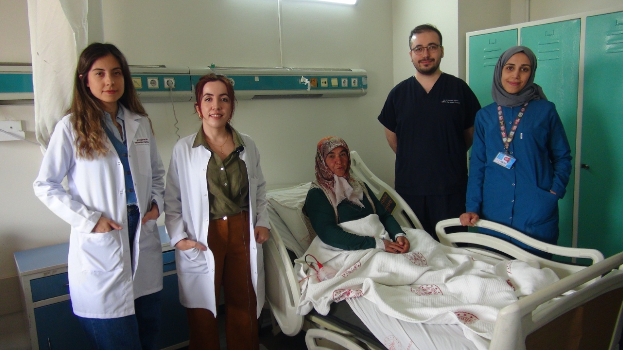 Şanlıurfa'da Başarılı Tiroid Kanseri Ameliyatı