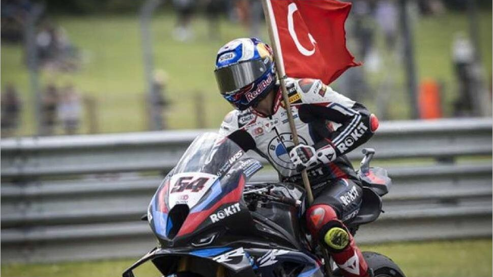 Toprak Razgatlıoğlu Superbike Tarihine Damga Vurdu
