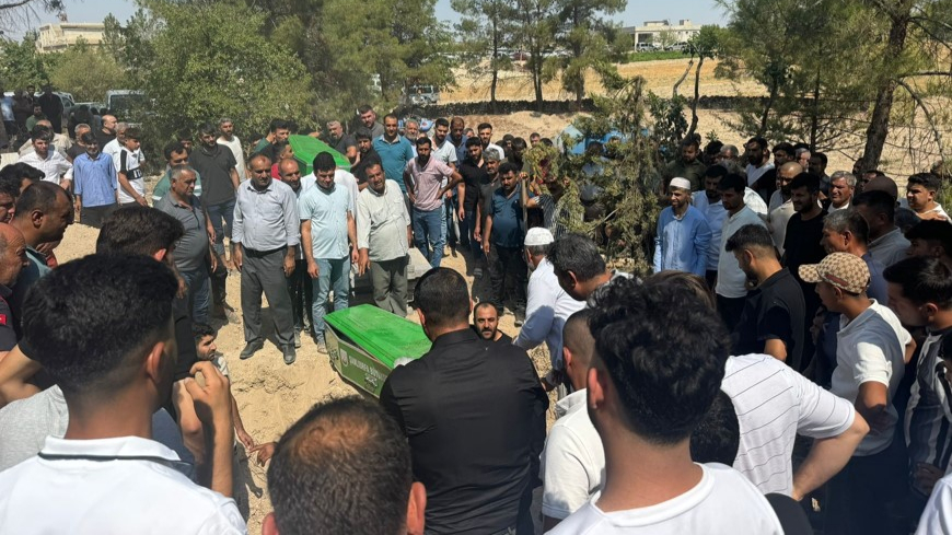 Fırat’ta Boğulan Kız Kardeşler Yan Yana Defnedildi