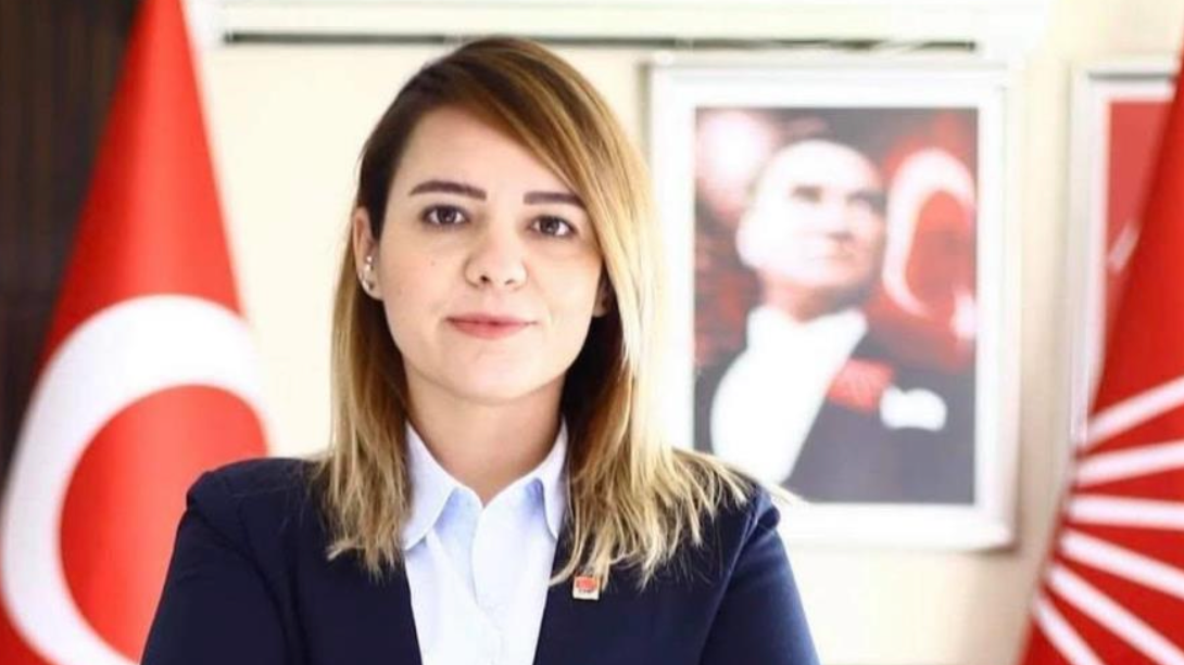CHP İl Başkanı’nın Kızı ve Oğlundan Dikkat Çeken İstifa!