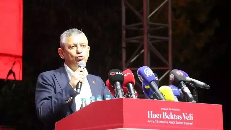 Özgür Özel Aydın'da On Binlere Sesleniyor!