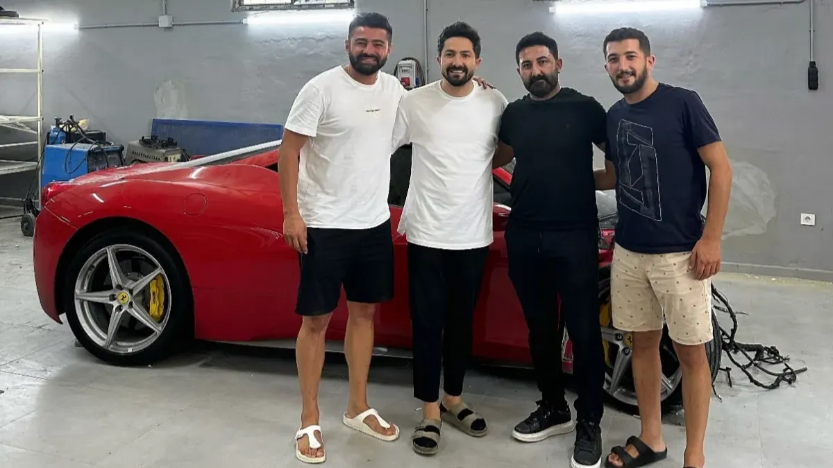 Kazada Pert Olan Ferrari Futbolcuya Satıldı