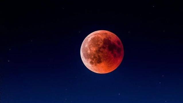 Kanlı Ay Tutulması Şanlıurfa’da Başladı!