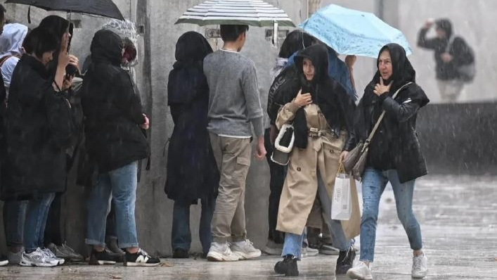 Ani Sağanak Geliyor! Sıcaklıklar Çakılacak