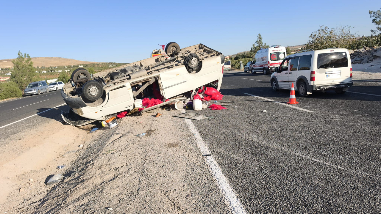 Şanlıurfa’da Minibüs Faciası! 20 Tarım İşçisi Yaralı
