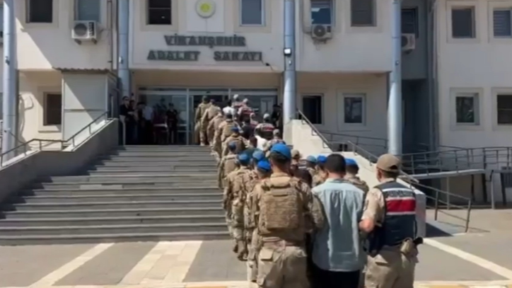 Şanlıurfa’da Organize Suç Örgütüne Baskın: 8 Kişi Gözaltında