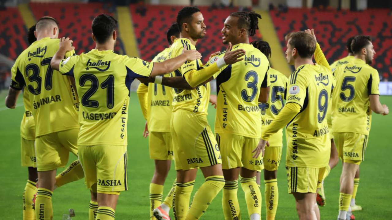 Fenerbahçe Deplasmanda Farklı Kazandı: Zirve Takibi Sürüyor