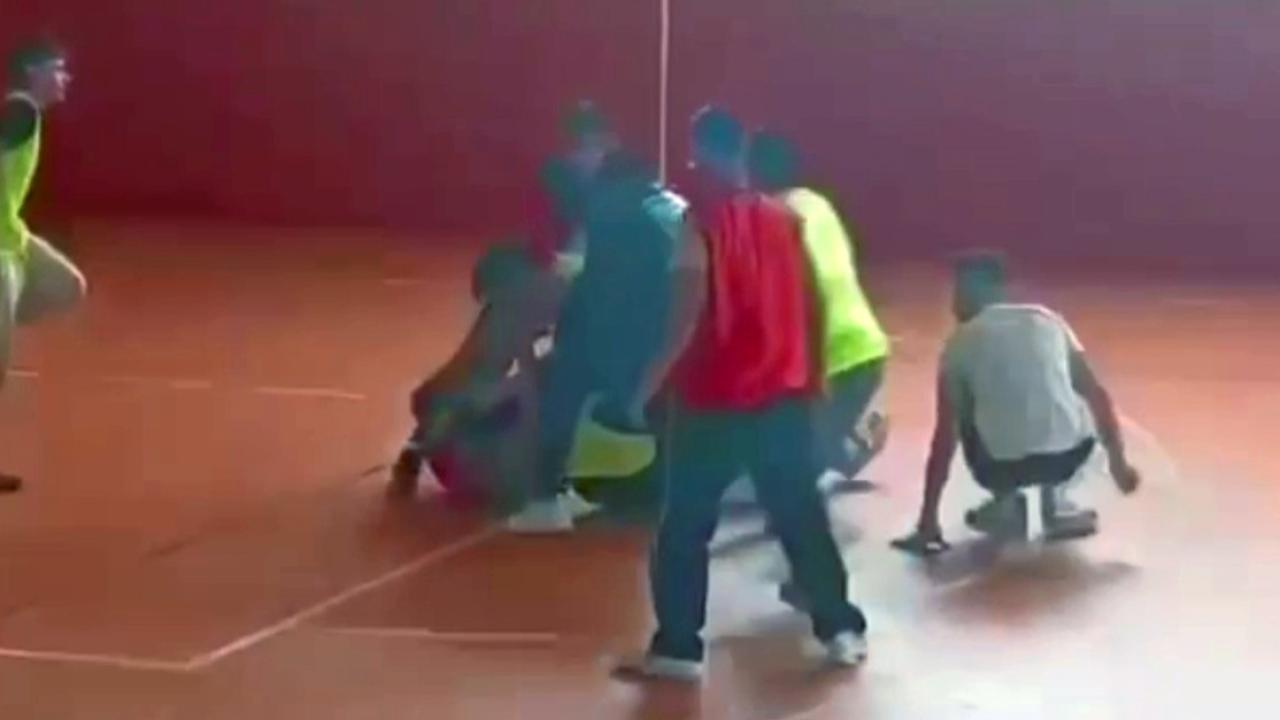 Okul Kavgası Sokakta Kanlı Bitti, Lise Öğrencisi Bıçaklandı