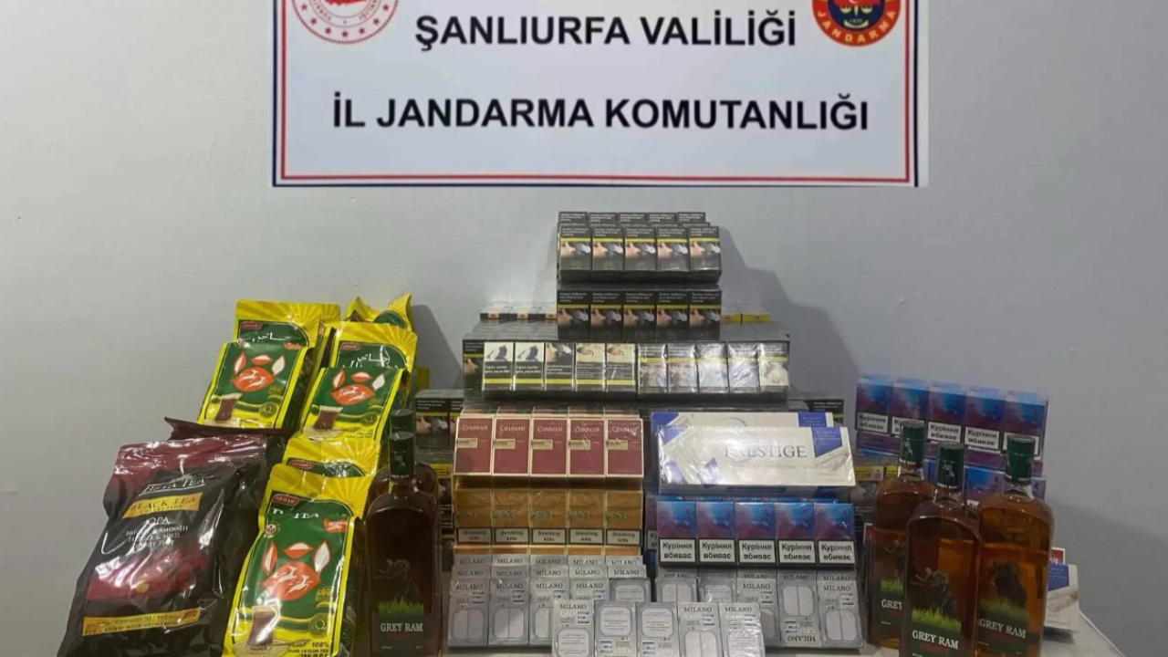 Şanlıurfa Jandarması Viranşehir’de Kaçak Ürünleri Ele Geçirdi