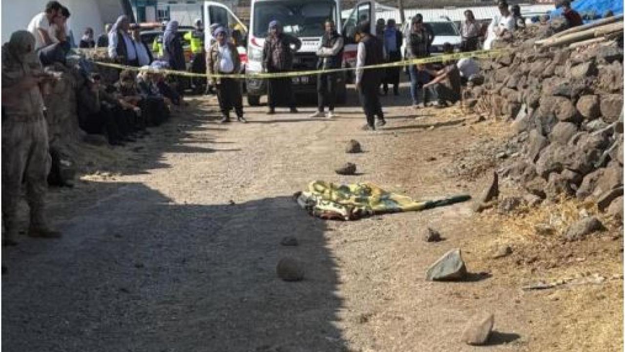 Şanlıurfa’da 1,5 Yaşındaki Çocuk İş Makinesinin Altında Kaldı