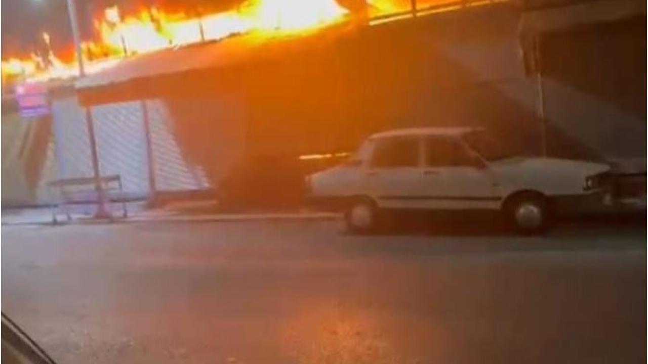 Şanlıurfa'da İş Yeri Küle Döndü