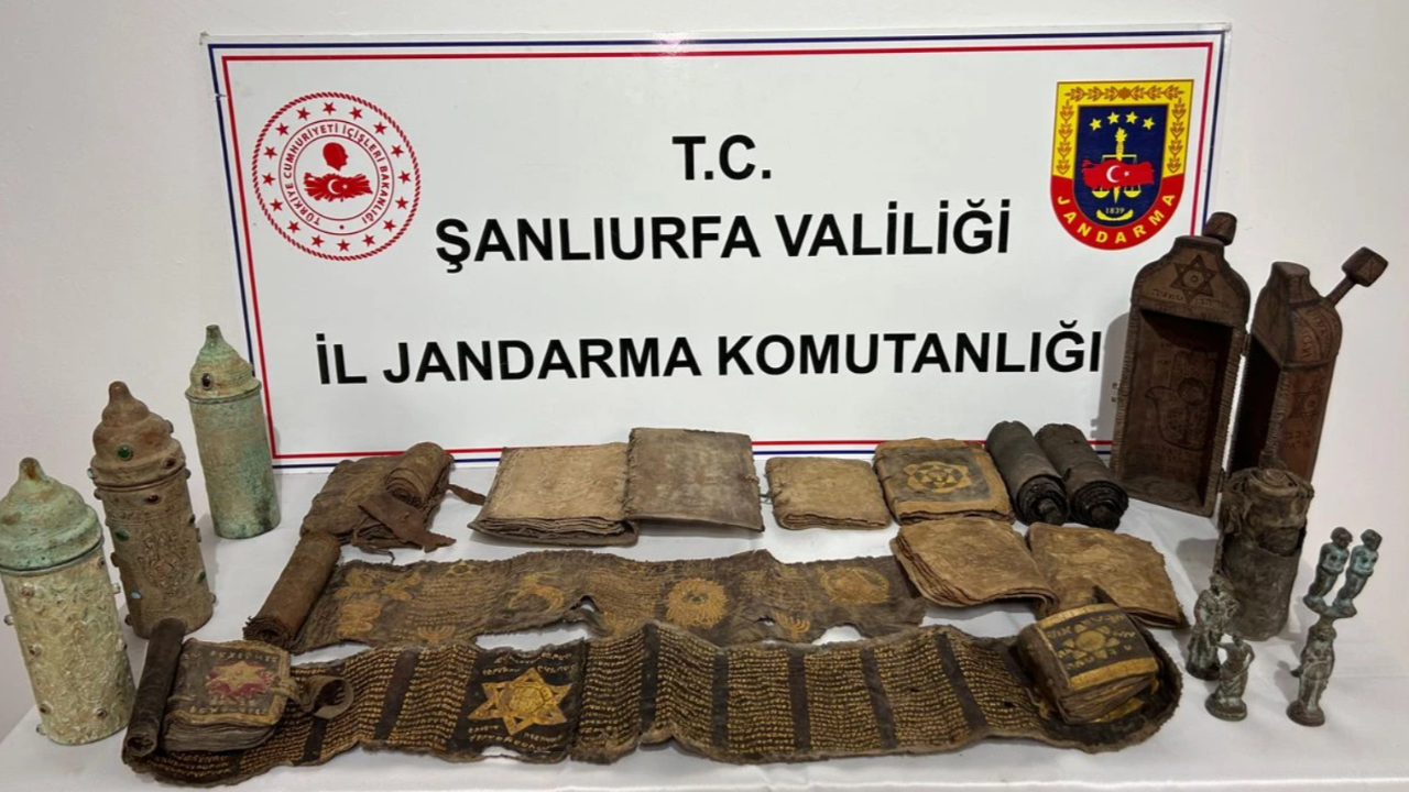 Şanlıurfa’da Kaçak Tarihi Eserler Ele Geçirildi