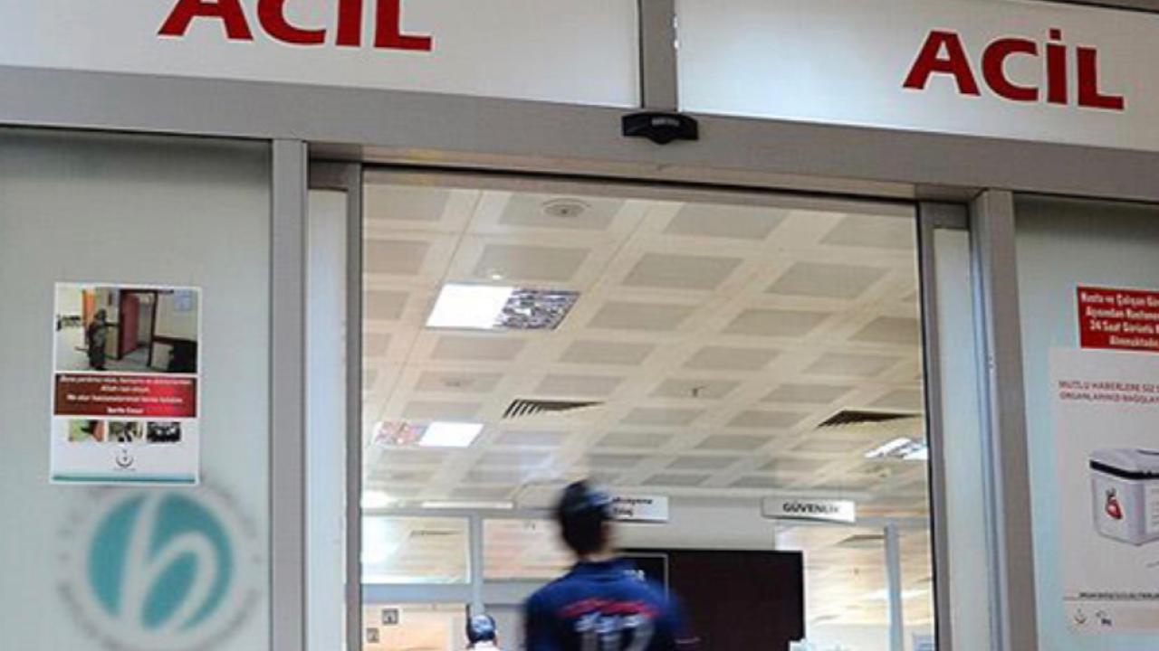 Tavuk Döner Yiyen 8 Lise Öğrencisi Hastanelik Oldu