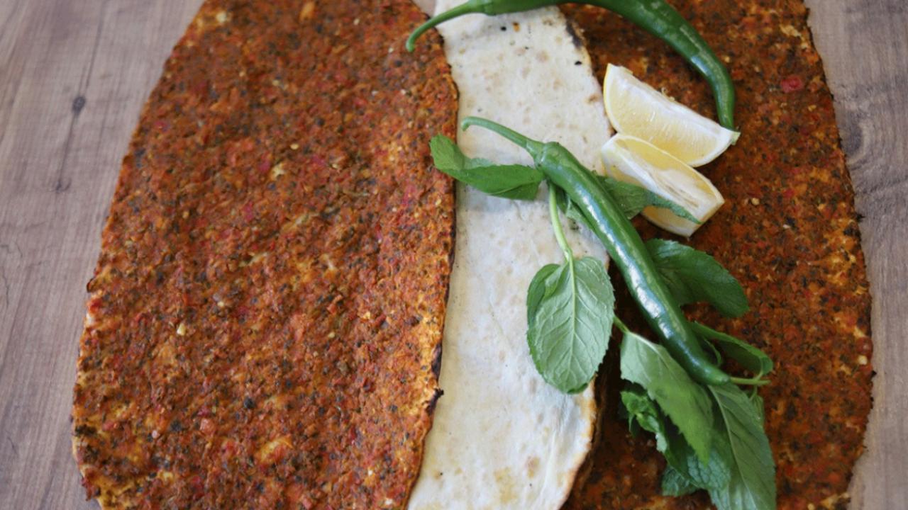 Antep, Urfa’nın Lahmacununu da Aldı”