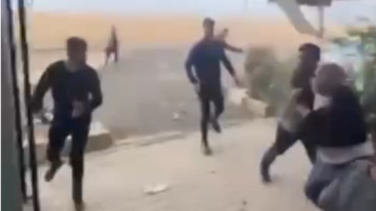 Şanlıurfa'da Sopalar, Yumruklar ,Tekmeler Havada Uçuştu!