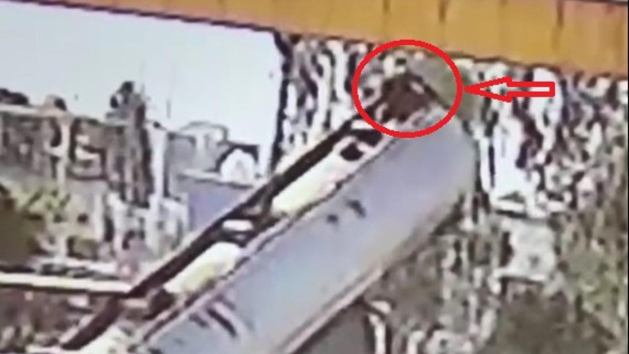 Vincin Halatı Koptu: 2 İşçi Dehşet İçinde Aşağı Düştü!