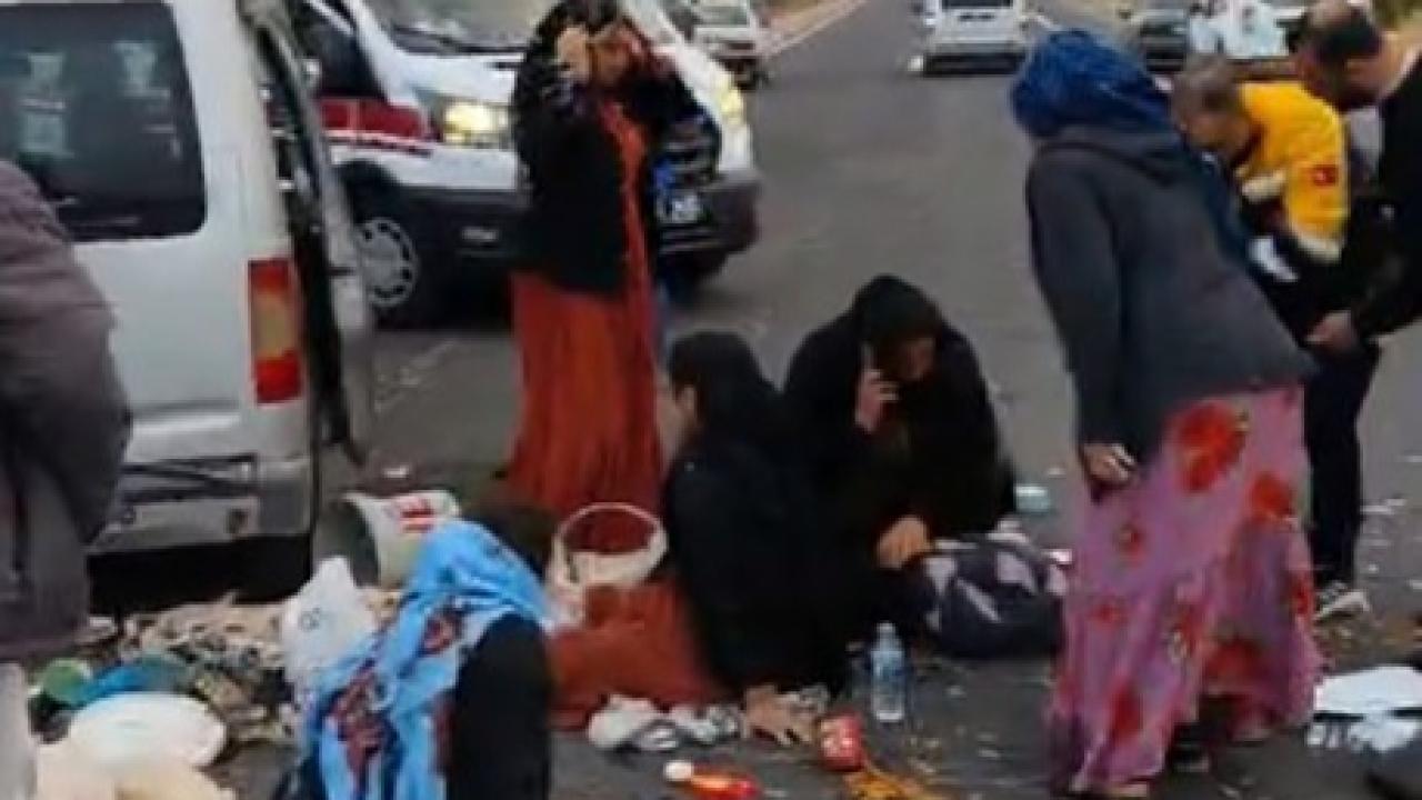 Şanlıurfa'da İki Araç Çarpıştı: 11 Kişi Yaralandı