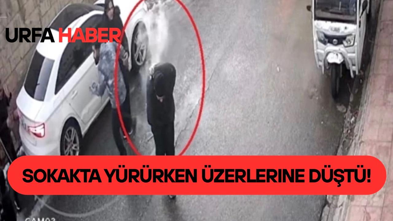Sokakta Yürürken Üzerlerine Düştü!