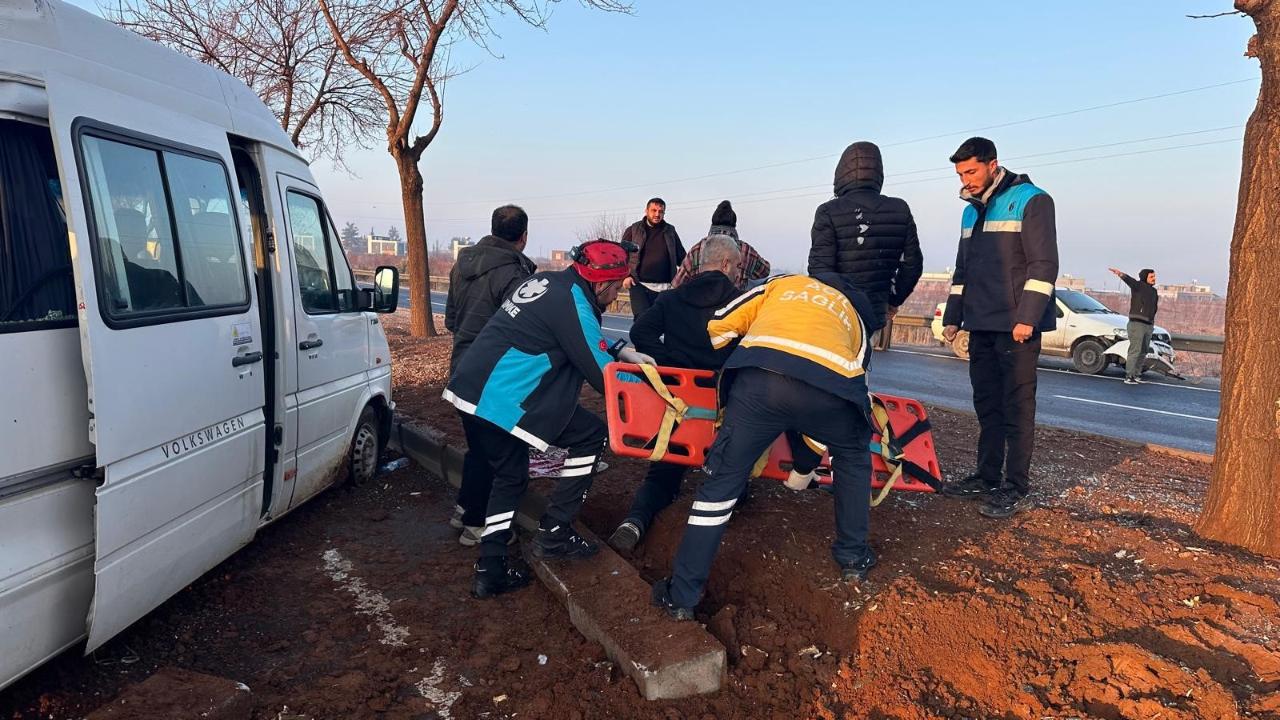 Şanlıurfa'da buzlanma kaza getirdi: Çok sayıda yaralı var!