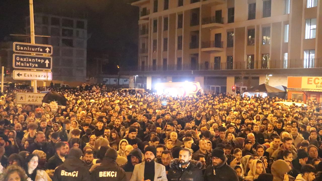 6 Şubat depremlerinin 3'üncü yıldönümünde 'sessiz' yürüyüş!