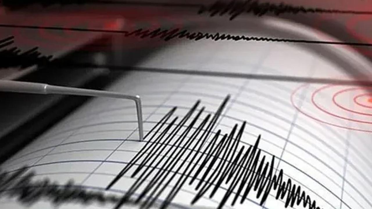 Erzincan'da şiddetli deprem!