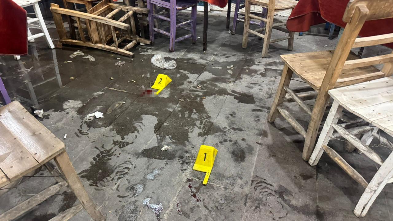 Şanlıurfa'da kıraathaneye bıçaklı saldırı: 2 yaralı